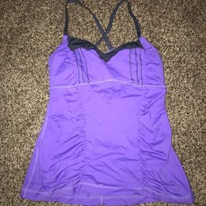Women’s Lululemon Top